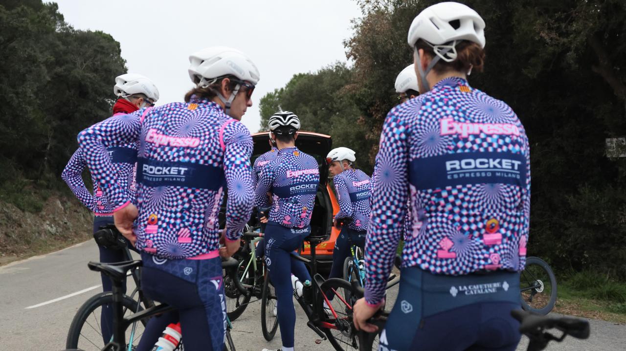 Les coureurs du Club Cycliste Le Boulou à l'entraînement